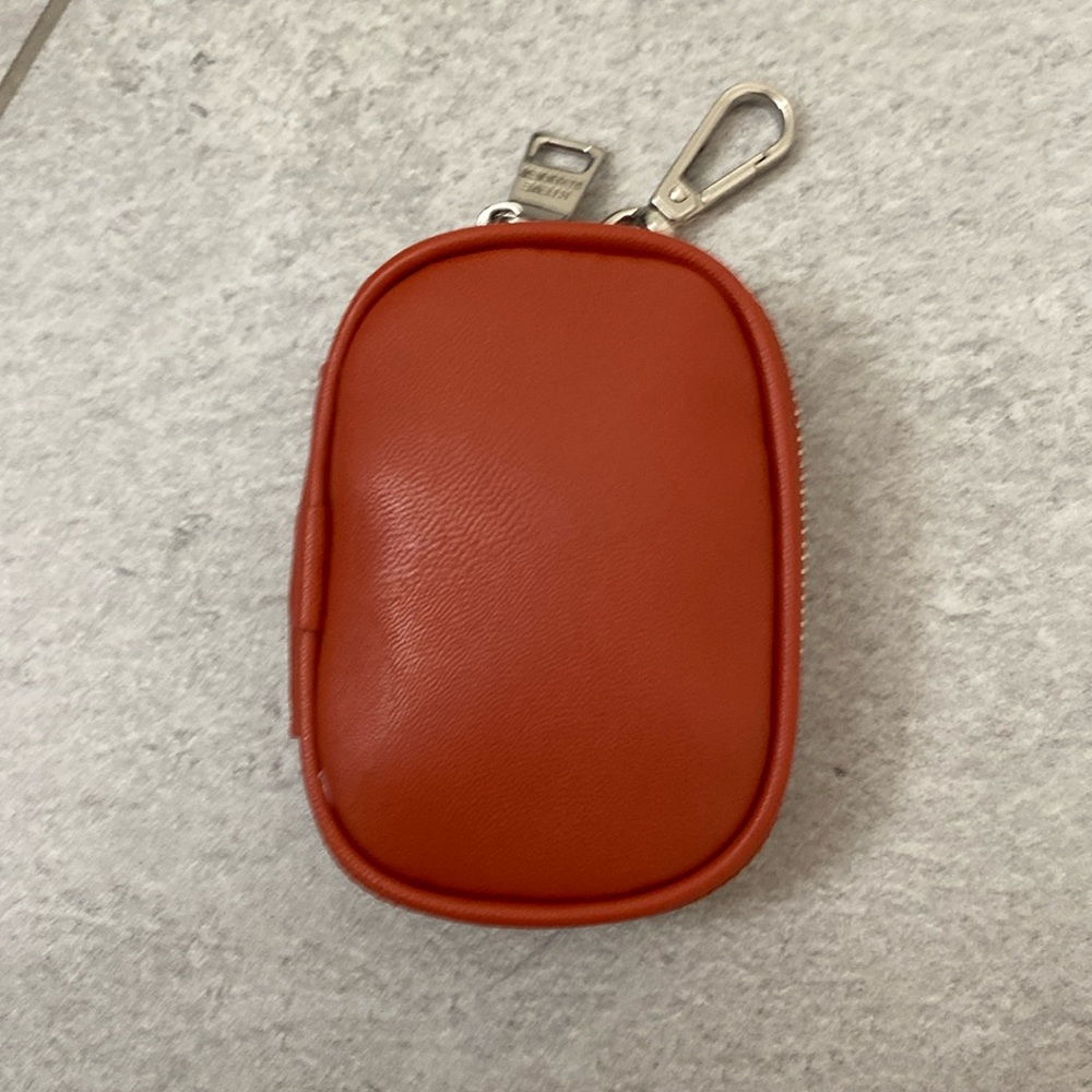 Steve Madden mini clip bag